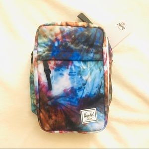 Herschel Travel Kit in Tie Dye NWT